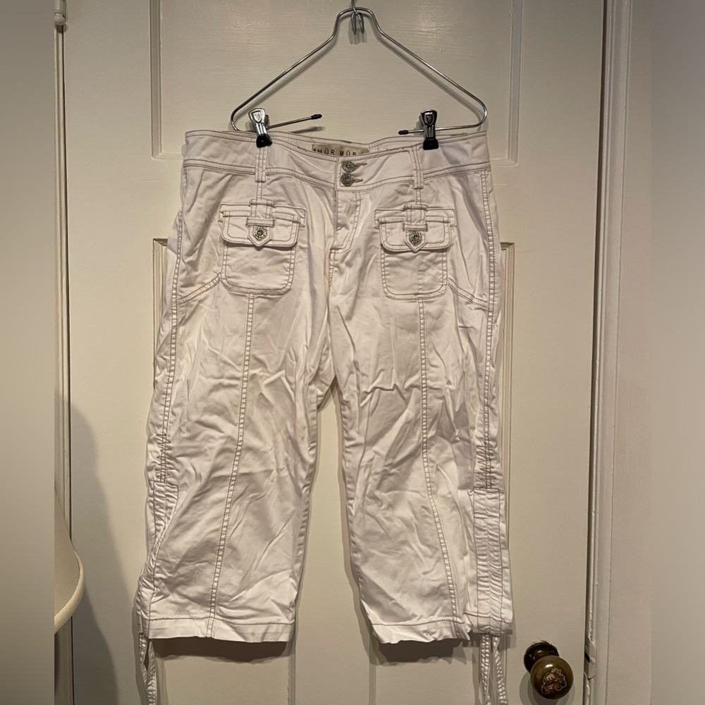 Vintage Mur Mur White Capris